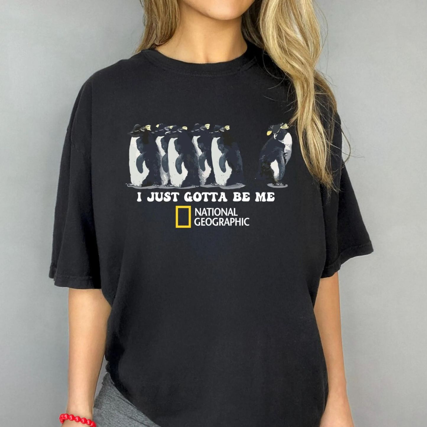 Penguin 'Be Me' Graphic Tee
