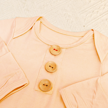 2pcs Baby Solid Color Knot Gowns with Button Closure