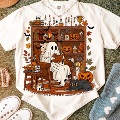 Retro Cozy Ghost Reading Halloween T-Shirt
