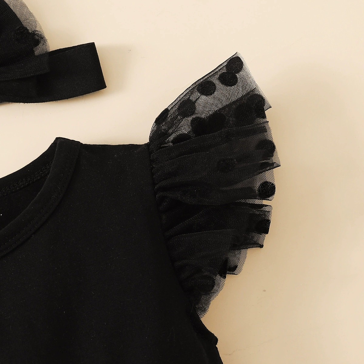 2pcs Baby Girl Sleeveless Mesh Insert Onesies & Headband