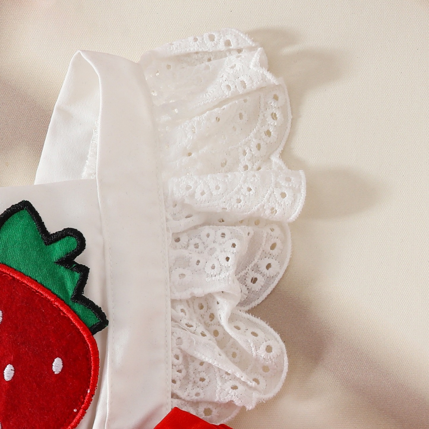 2pcs Baby Girl Strawberry Embroidered Ruffle Trim Spliced Onesies With Headband