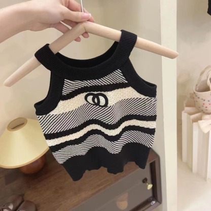 2pcs Baby Girl Striped Halter Top & Denim Shorts