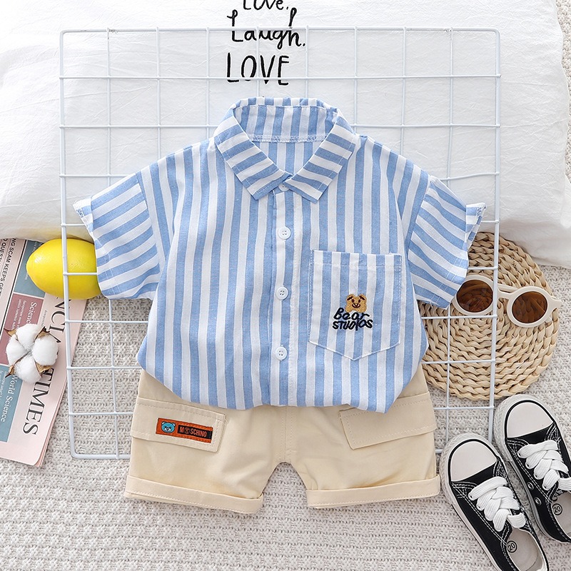 2pcs Toddler Boys Vertical Stripe Tee & Solid Color Shorts