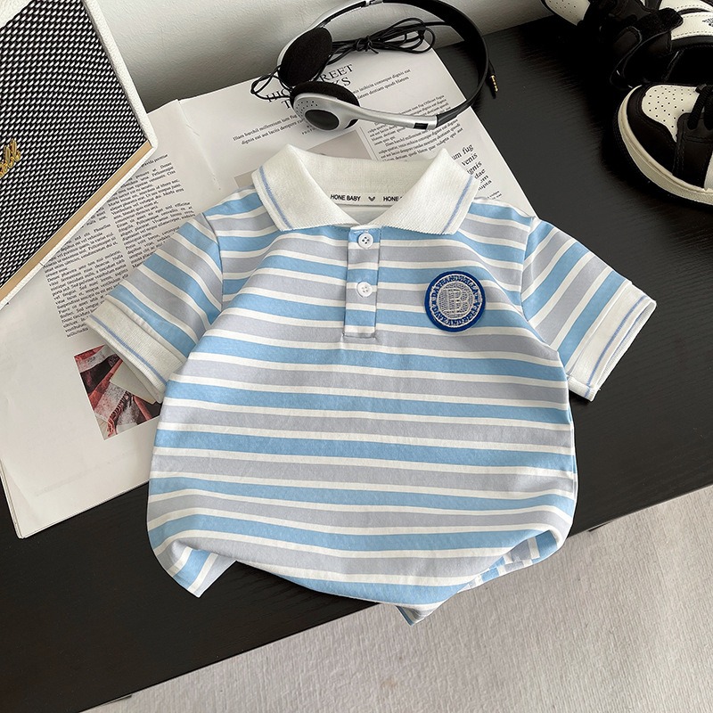 2pcs Toddler Boys Striped Short Sleeve & Shorts With Round Label Detail