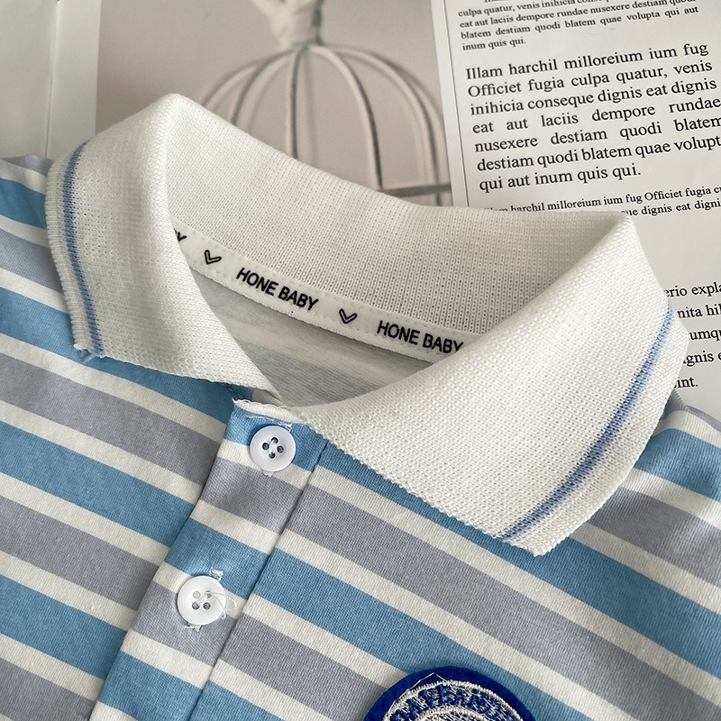 2pcs Toddler Boys Striped Short Sleeve & Shorts With Round Label Detail
