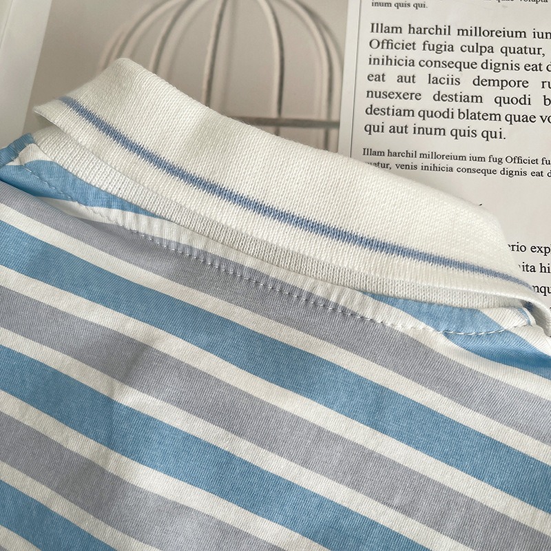 2pcs Toddler Boys Striped Short Sleeve & Shorts With Round Label Detail