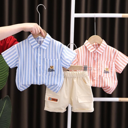 2pcs Toddler Boys Vertical Stripe Tee & Solid Color Shorts