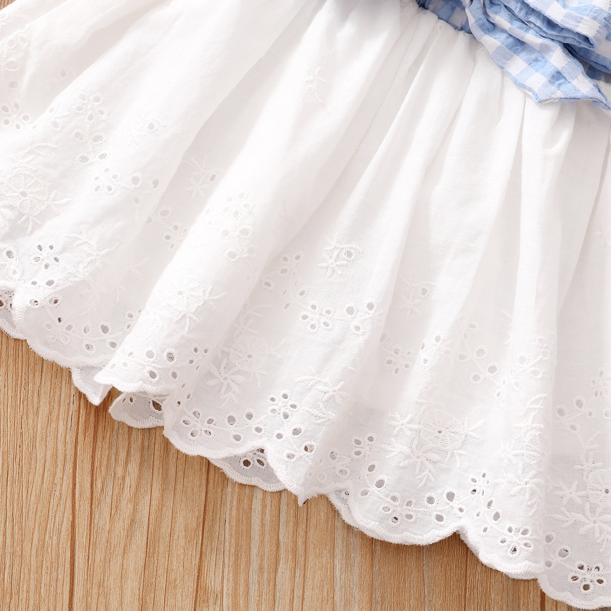 2pcs Baby Girl Sleeveless Ruffled Gingham Top & Bow Skirt