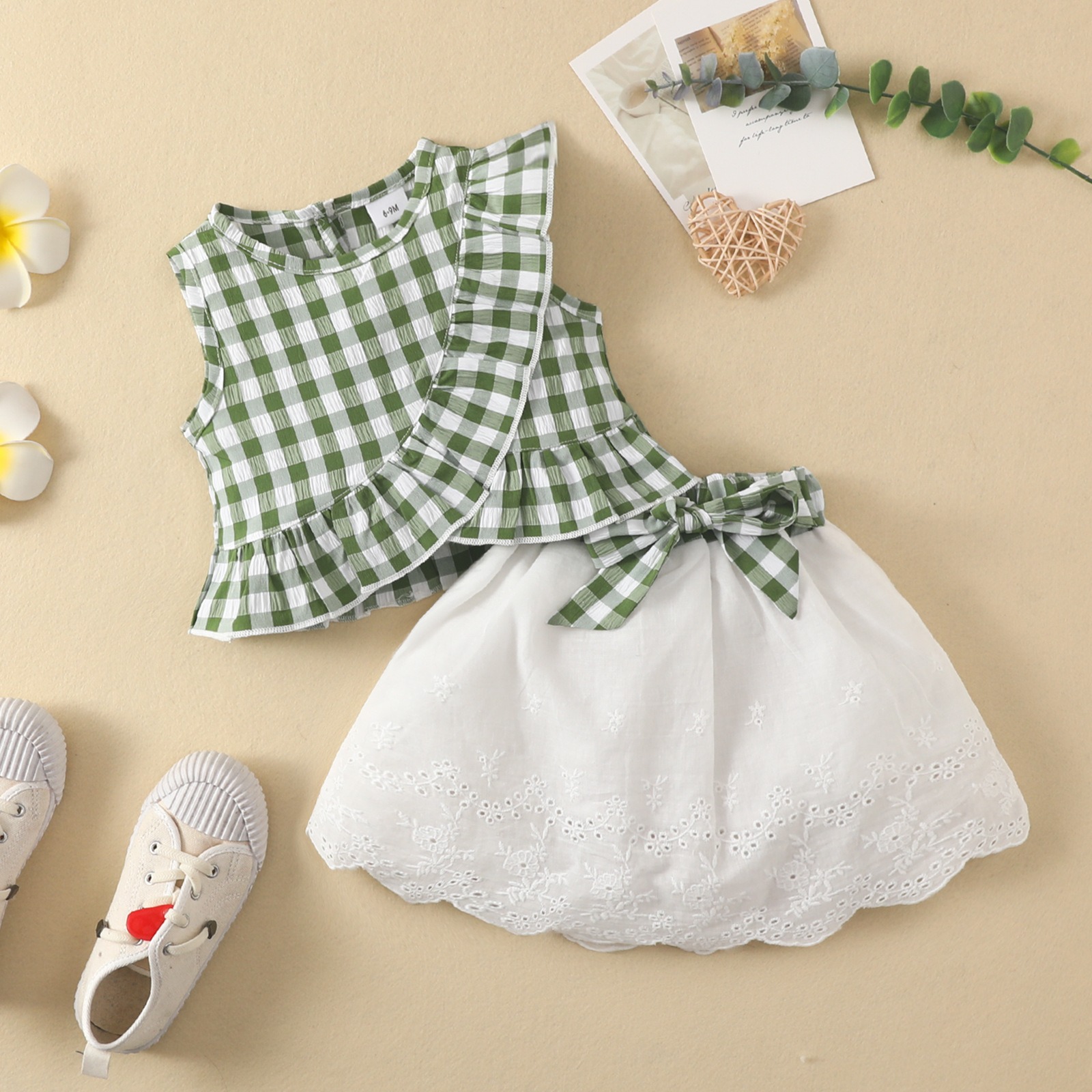 2pcs Baby Girl Sleeveless Ruffled Gingham Top & Bow Skirt