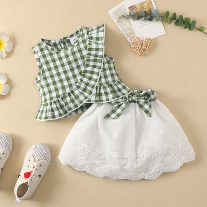 2pcs Baby Girl Sleeveless Ruffled Gingham Top & Bow Skirt