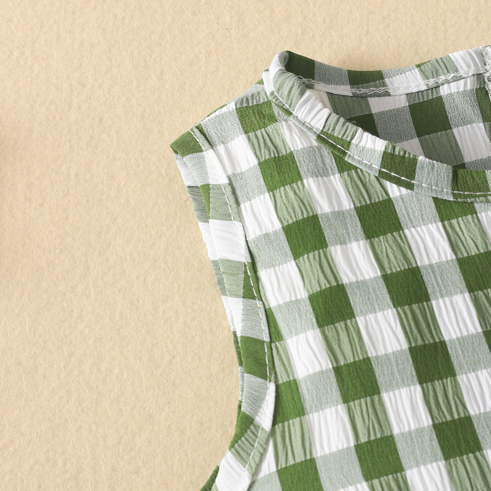 2pcs Baby Girl Sleeveless Ruffled Gingham Top & Bow Skirt