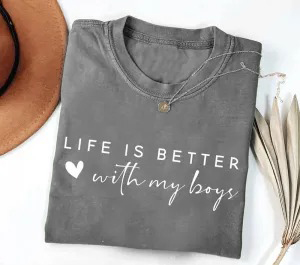 Mom Breastfeeding Nursing T-Shirt - LIFE IS BETTER