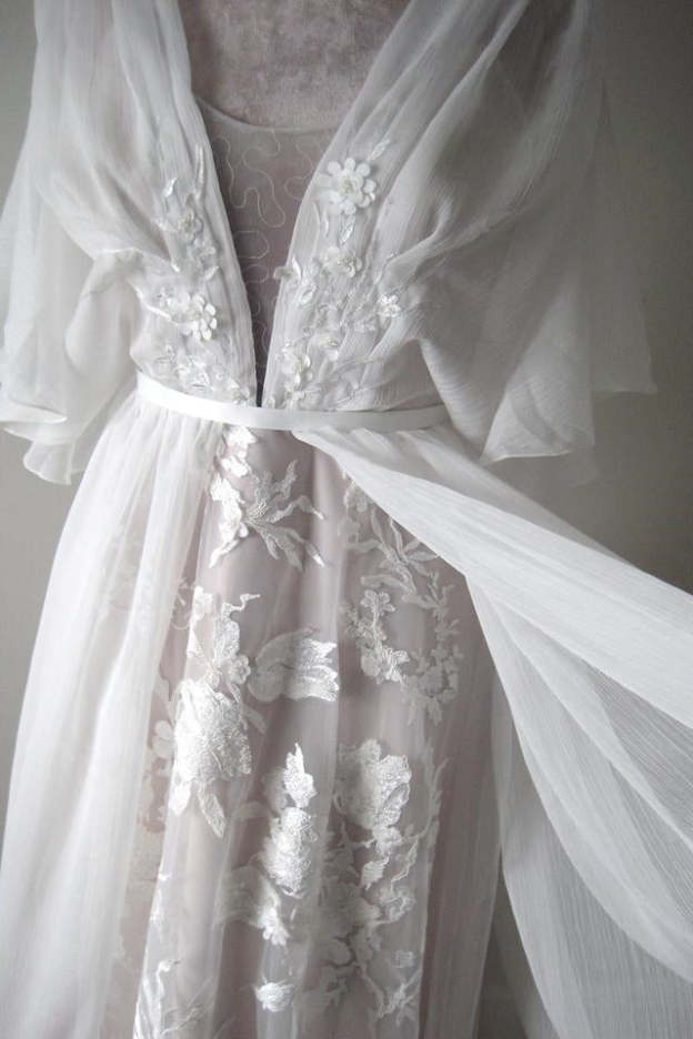 V-Neck A-Line Chiffon Lace Boho Wedding Dress with Belt