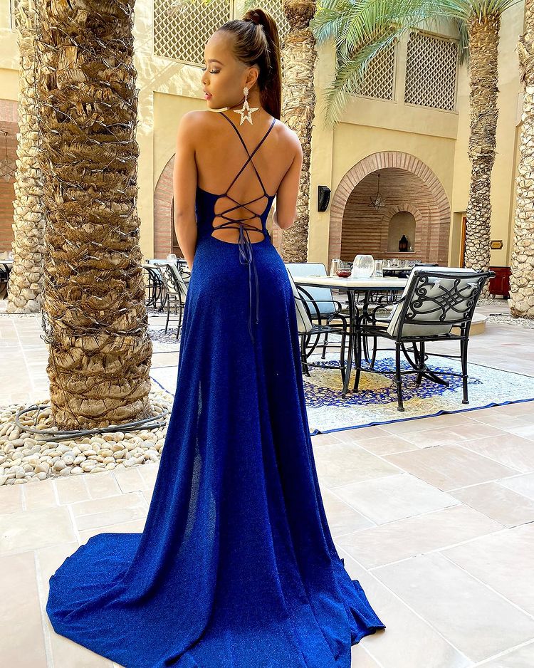 Royal Blue Spaghetti-Straps Mermaid Evening Dress with Split