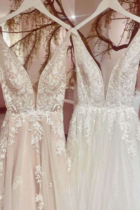 Long Sweetheart A-Line V-Neck Backless Wedding Dress with Tulle Lace
