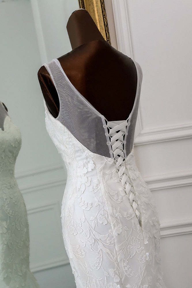 Jewel Neck Backless Long Mermaid Wedding Dress with Tulle Lace