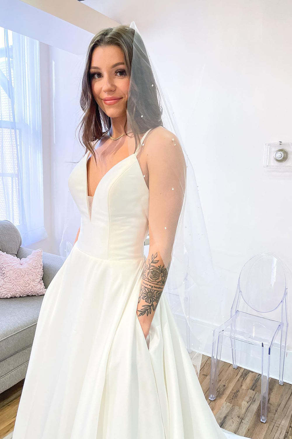 Glamorous A-Line Spaghetti Strap Sweetheart Wedding Dress with Satin Backless Design