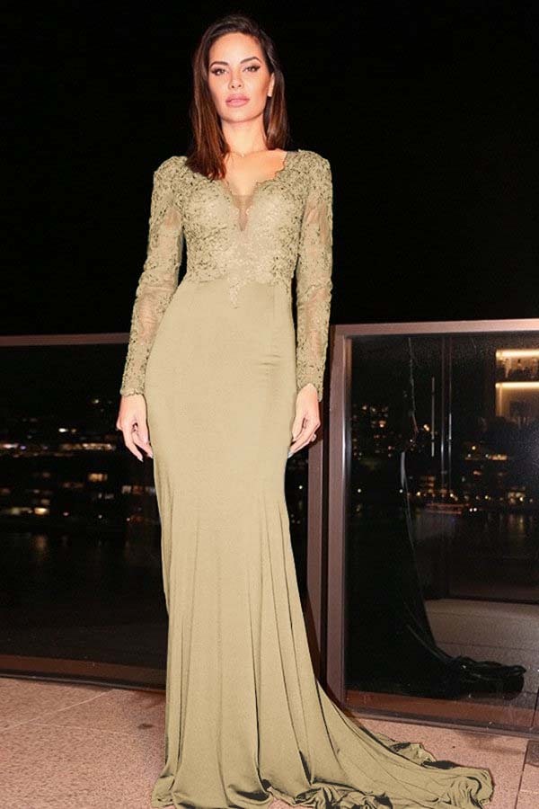 Long Sleeves Long Mermaid Prom Dress With Pleated Appliques