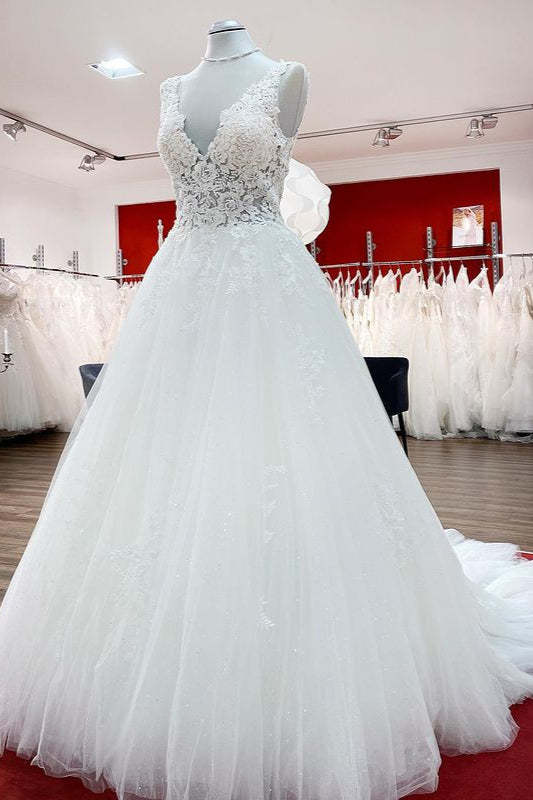 Eye-catching Long A-line Wedding Dresses With White Ruffles Tulle Lace