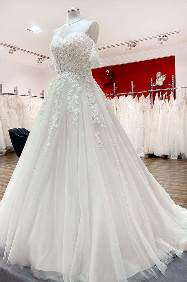 Modest Off-the-Shoulder Princess Wedding Dress with Tulle Lace Ruffles