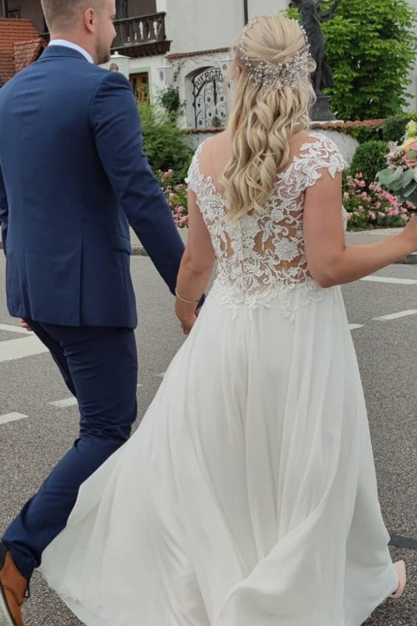 Sleeveless A-line Chiffon Wedding Dress With Appliques Lace Straps