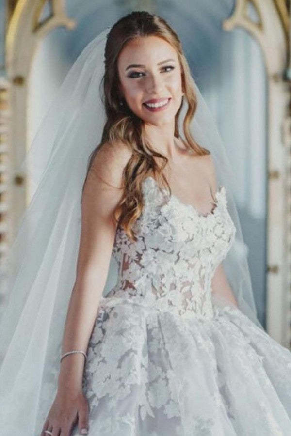 Modest Long Ball Gown Sweetheart Wedding Dress with Tulle Lace