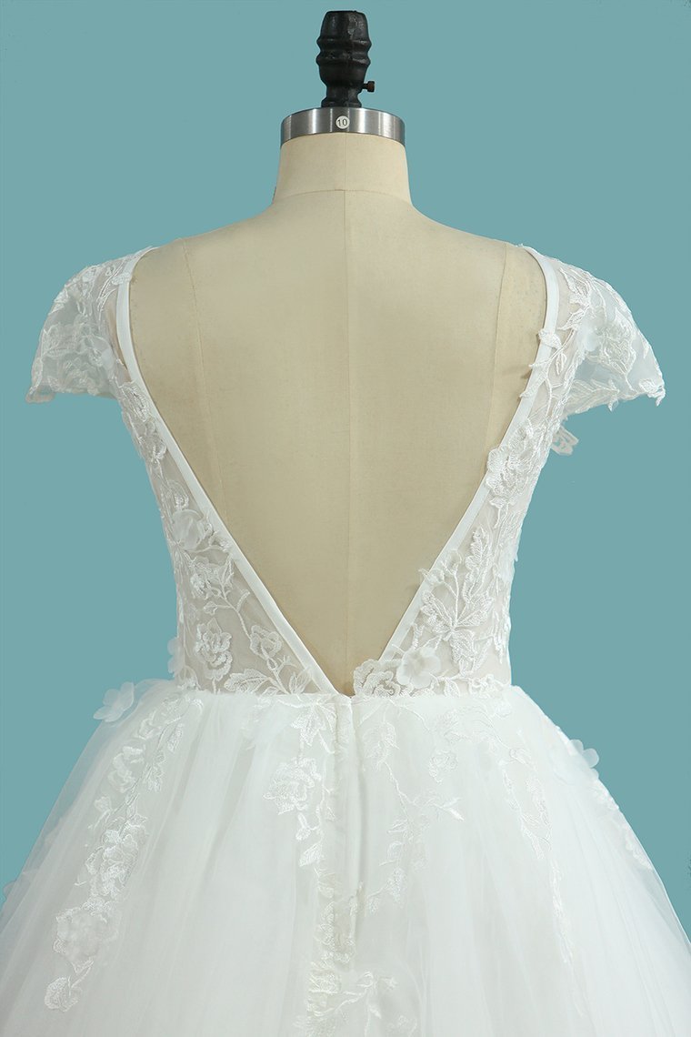 Bateau A-Line Backless Floor-Length Wedding Dress with Lace Appliques and Tulle