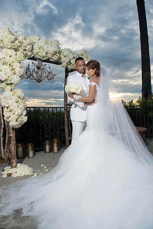 Off-the-Shoulder Mermaid Wedding Dress with Lace Appliques