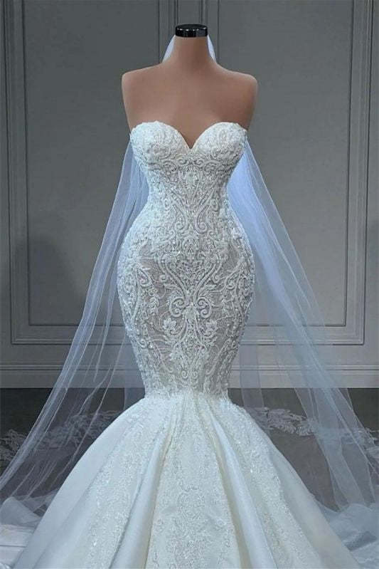 Beautiful Sweetheart Mermaid Wedding Dress with Lace Appliques Bridal Gowns on Sale