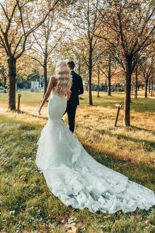 Sleeveless Lace Mermaid Wedding Dress with Chapel Train