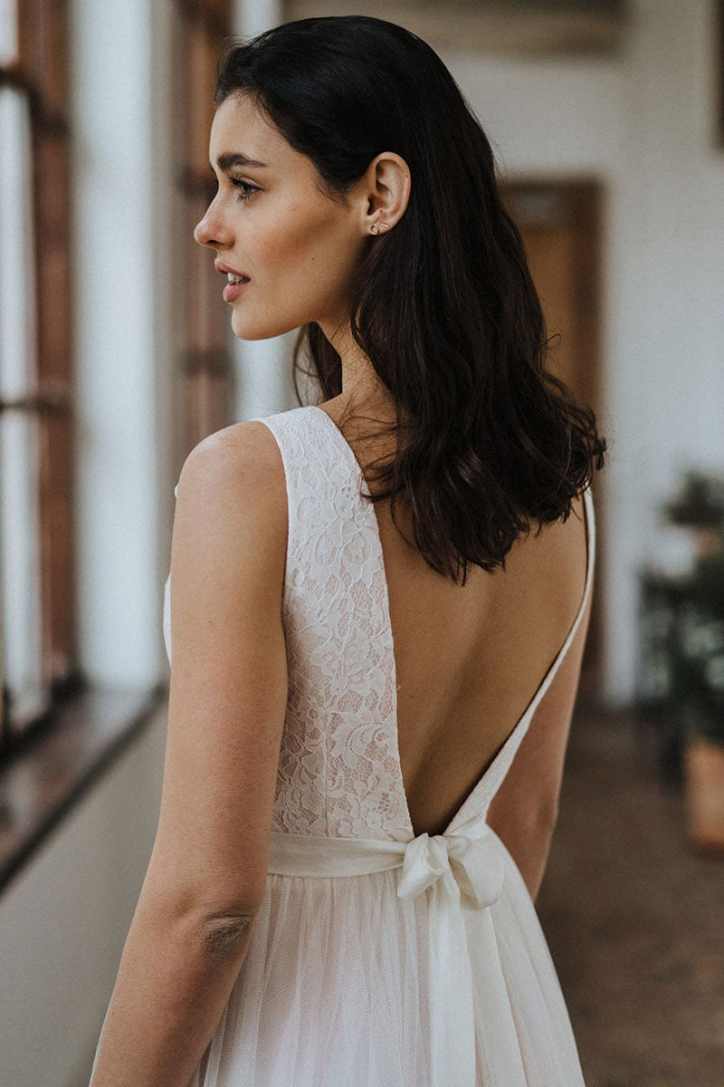 Open Back Lace Beach Wedding Dress