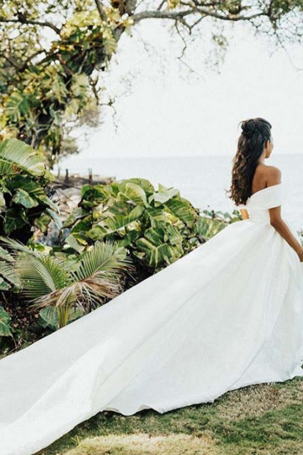 White V-Neck Off-the-Shoulder Ball Gown Wedding Dress with Lace