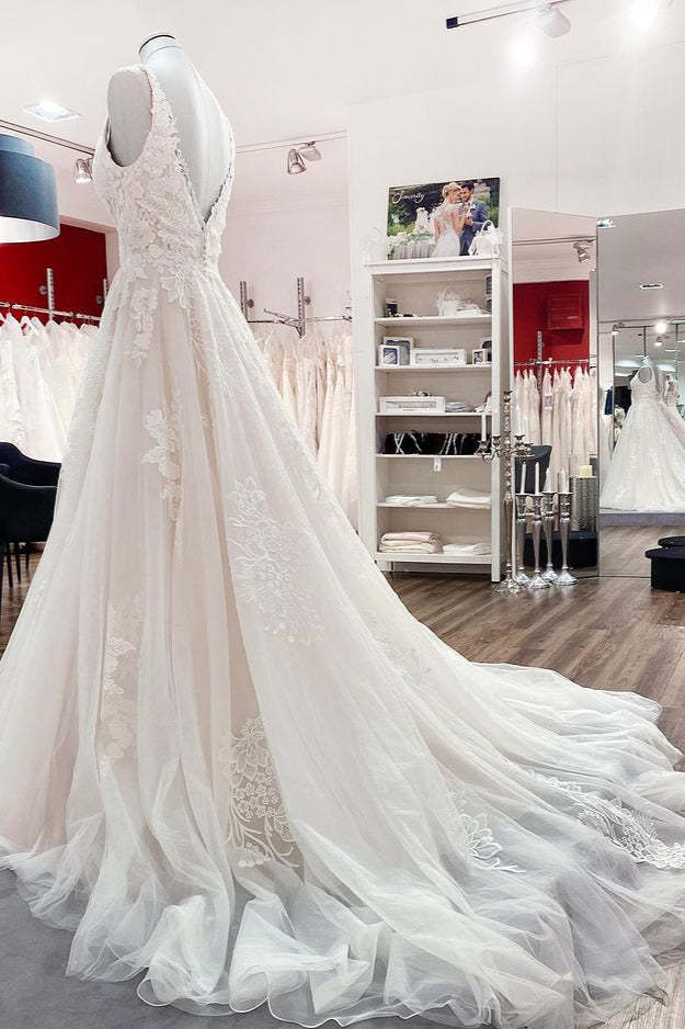 Simple V-Neck Long A-Line Tulle Lace Wedding Dress with Open Back and Appliques
