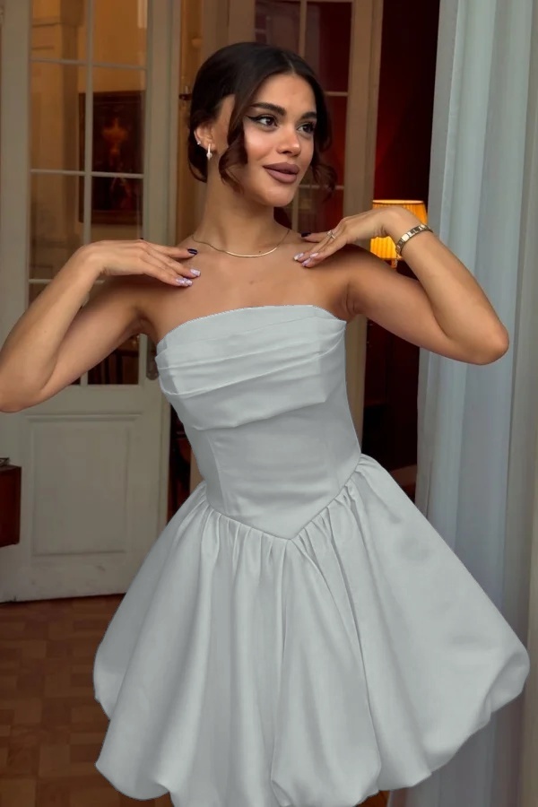 Chic Strapless Sleeveless Short A Line Prom Dress With Pleated
