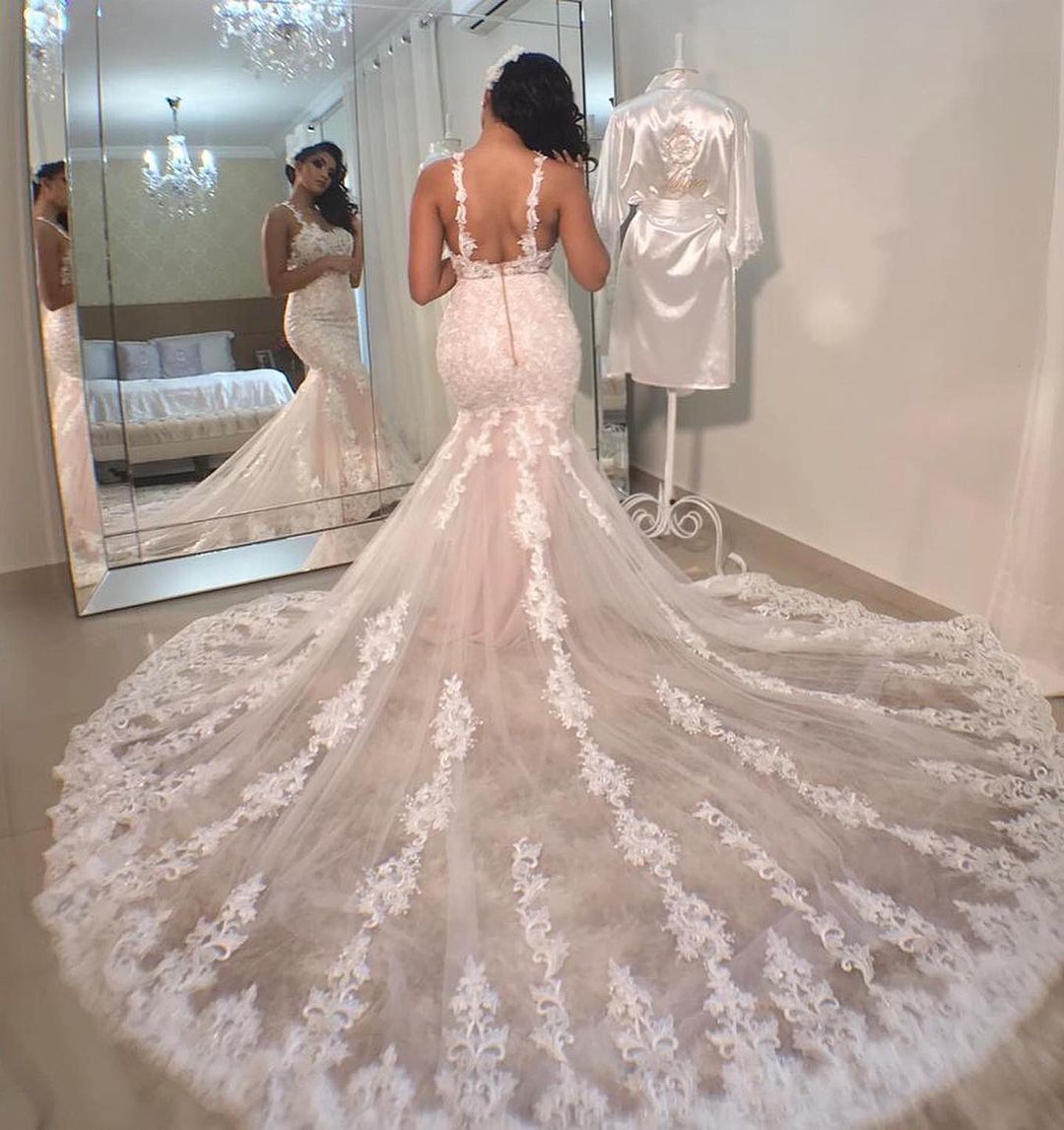 Mermaid Spaghetti Strap Wedding Dress with Open Back and Lace