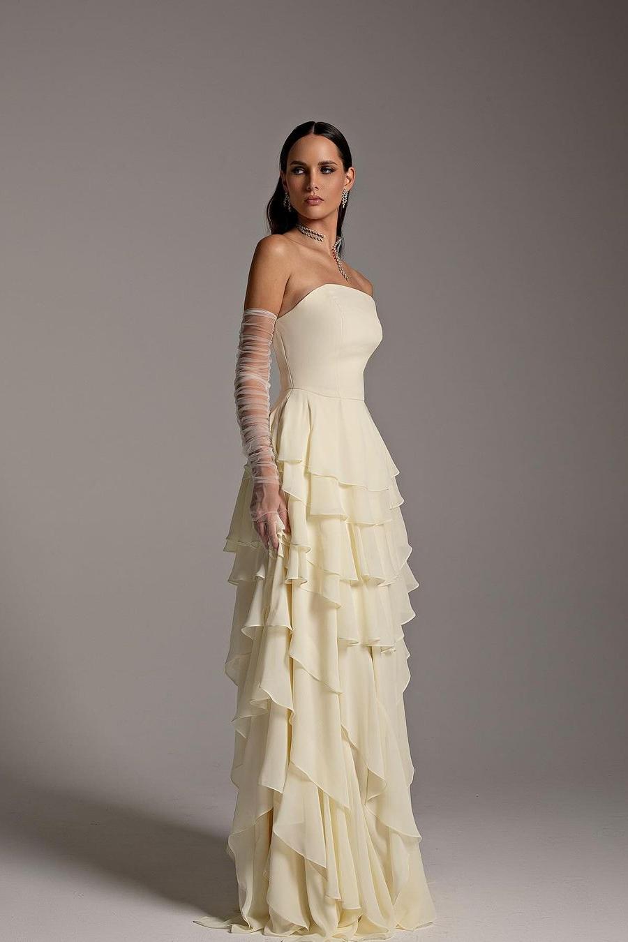 Charming Strapless Sleeveless Ruffles Long Prom Dress With Gloves