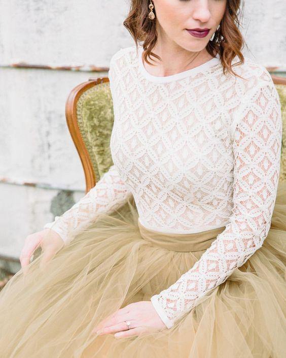 A Line Long Sleeve Tulle Wedding Dress Backless Lace Top Bridal Dress