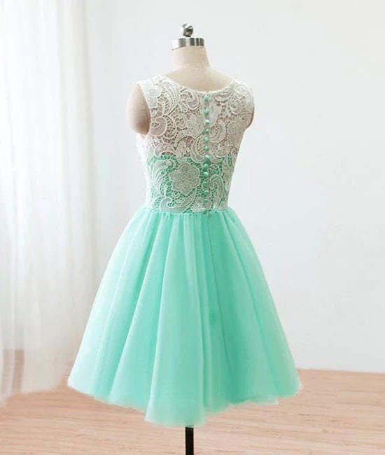 A-line Mint Green Tulle Lace Short Homecoming Dress Round Neck Party Dress