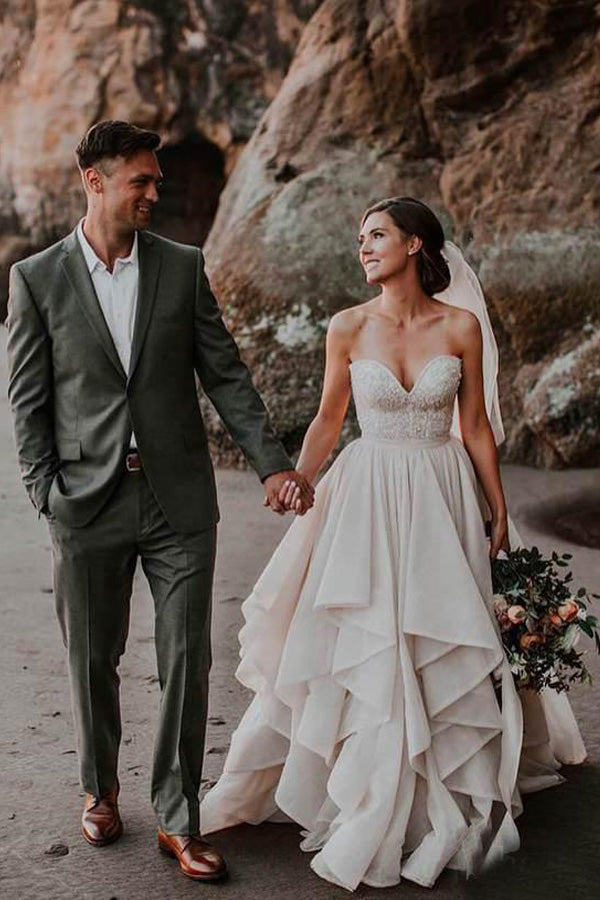 A-line Sweetheart Organza Wedding Dress With Ruffles
