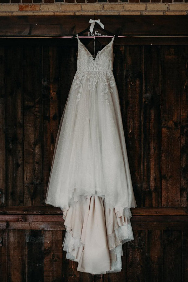 A Line V Neck Tulle Wedding Dress With Appliques