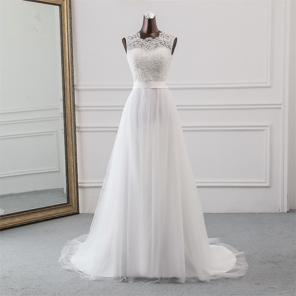 Jewel Neck A-Line Tulle Wedding Dress with Lace Appliques