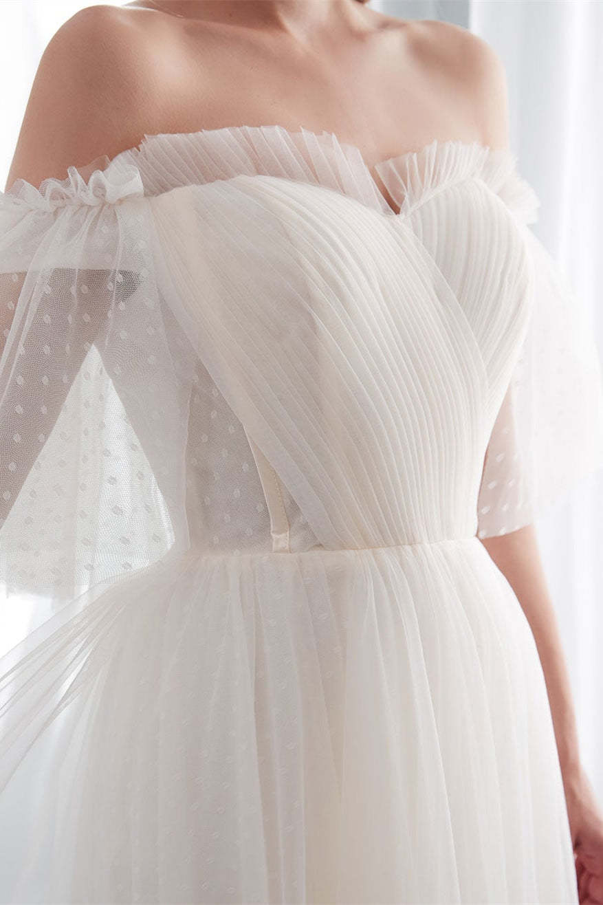 Off-the-Shoulder Tulle Beach Wedding Dress