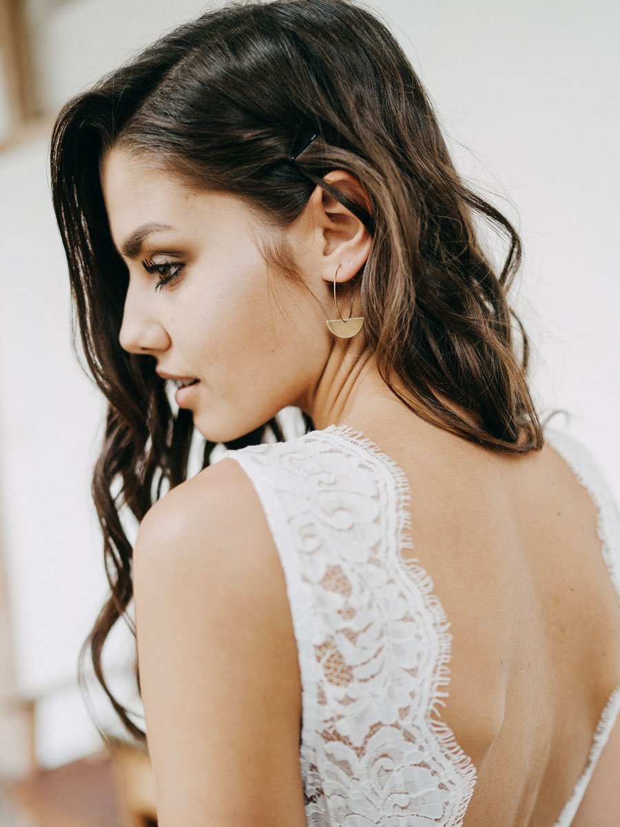 Sleeveless Lace Boho Wedding Dress