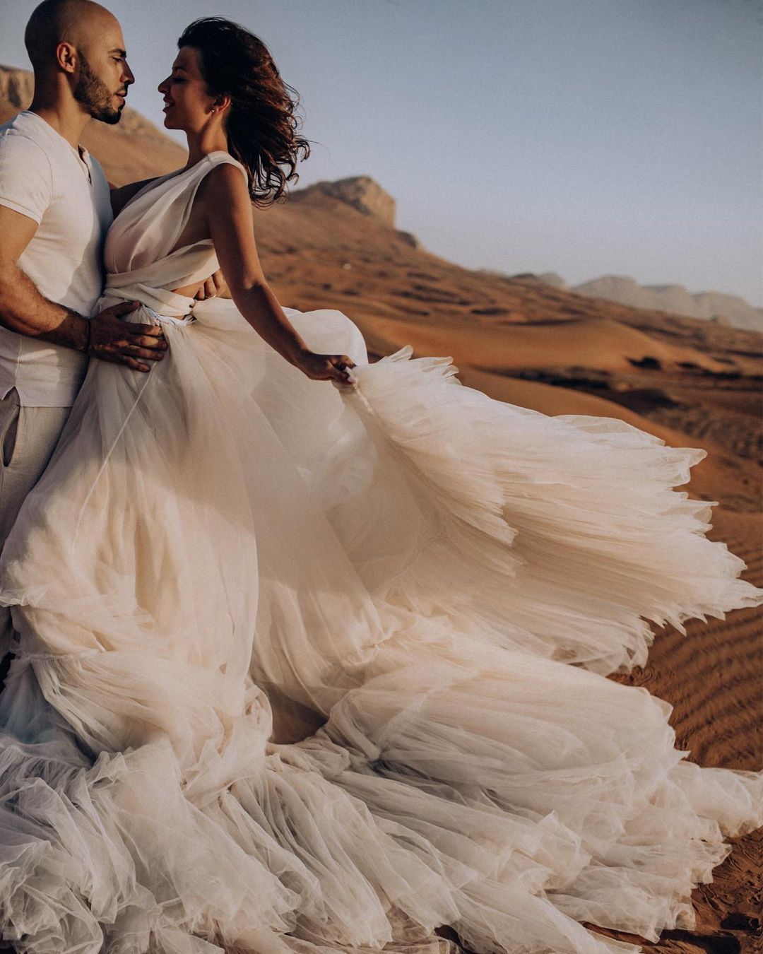 Amazing A Line Ivory Tulle Wedding Dress With Court Train