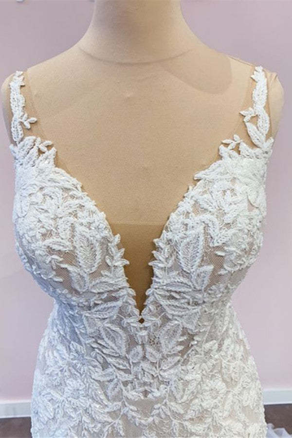 Stunning Spaghetti-Straps A-Line Wedding Dress With Sweetheart Neckline Appliques Lace