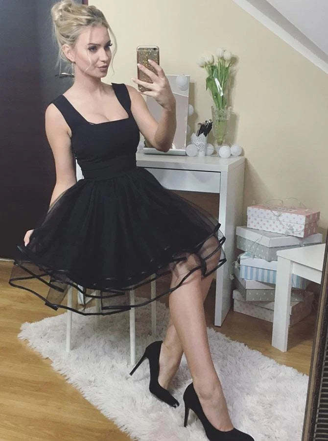 Black A-line Square Neckline Homecoming Dress Pleated Short Prom Dress WD243 winkbridal