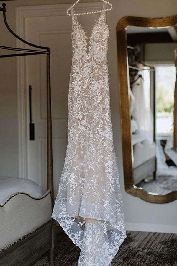 Spaghetti Strap Jewel Mermaid Wedding Dress with V-Neck Lace