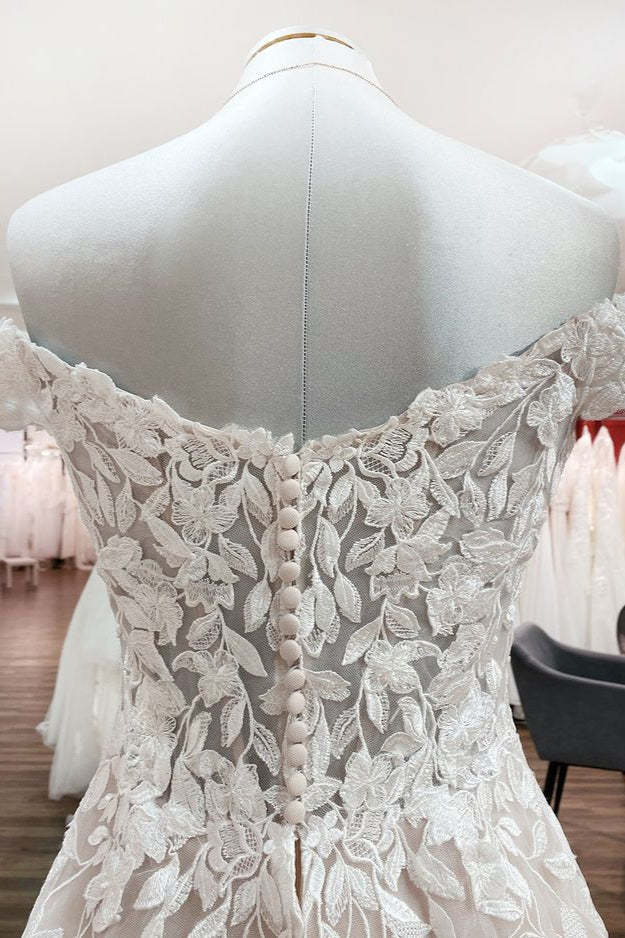 Gorgeous Off-the-shoulder A-line Wedding Dress With Lace Tulle Ruffles