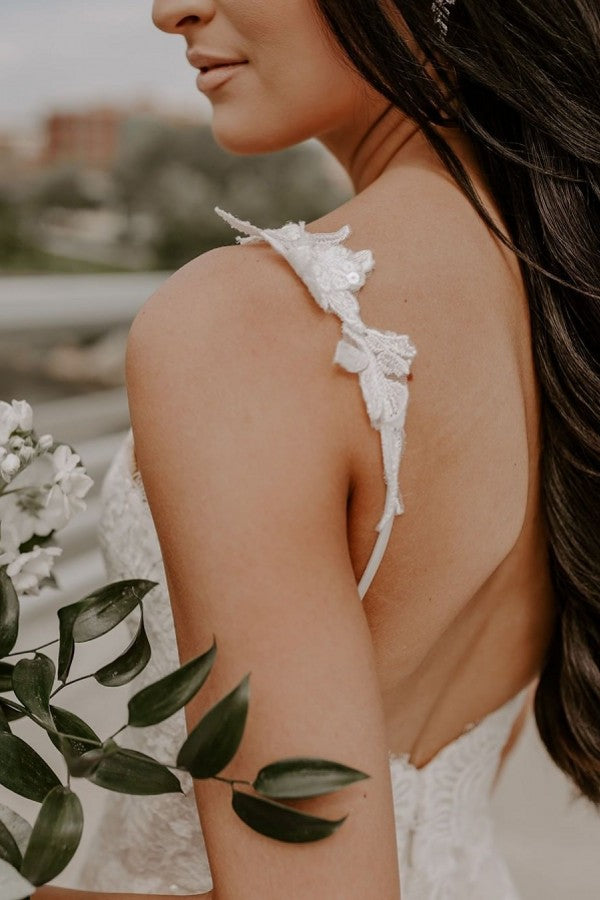 Elegant V-Neck Spaghetti Strap Backless Long Mermaid Wedding Dress with Lace
