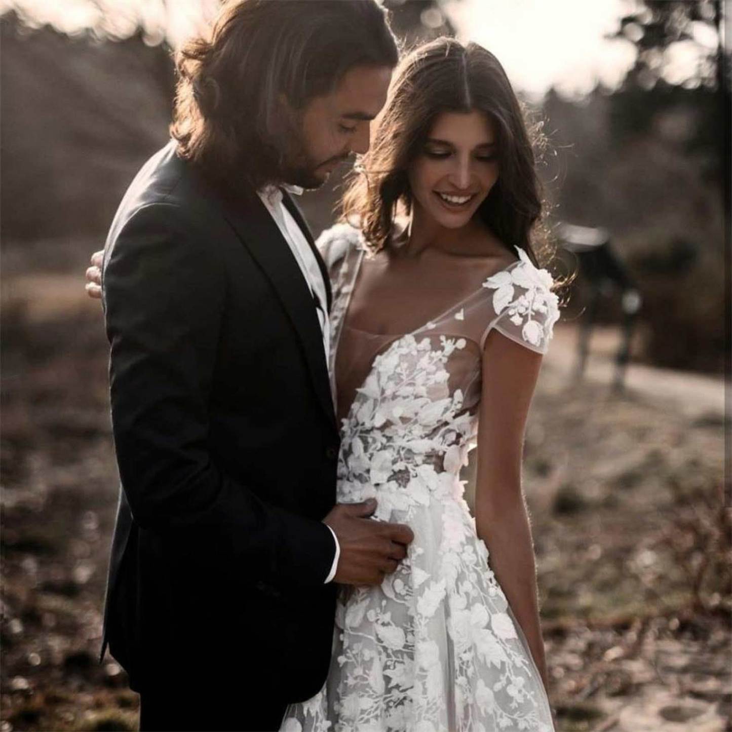 Cap Sleeve Ivory A-line Beach Weding Dresses Lace Appliqued Bridal Gowns